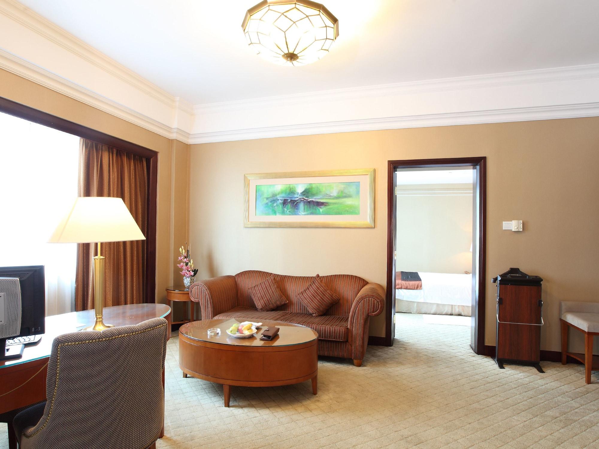 Grand International Hotel Canton Esterno foto