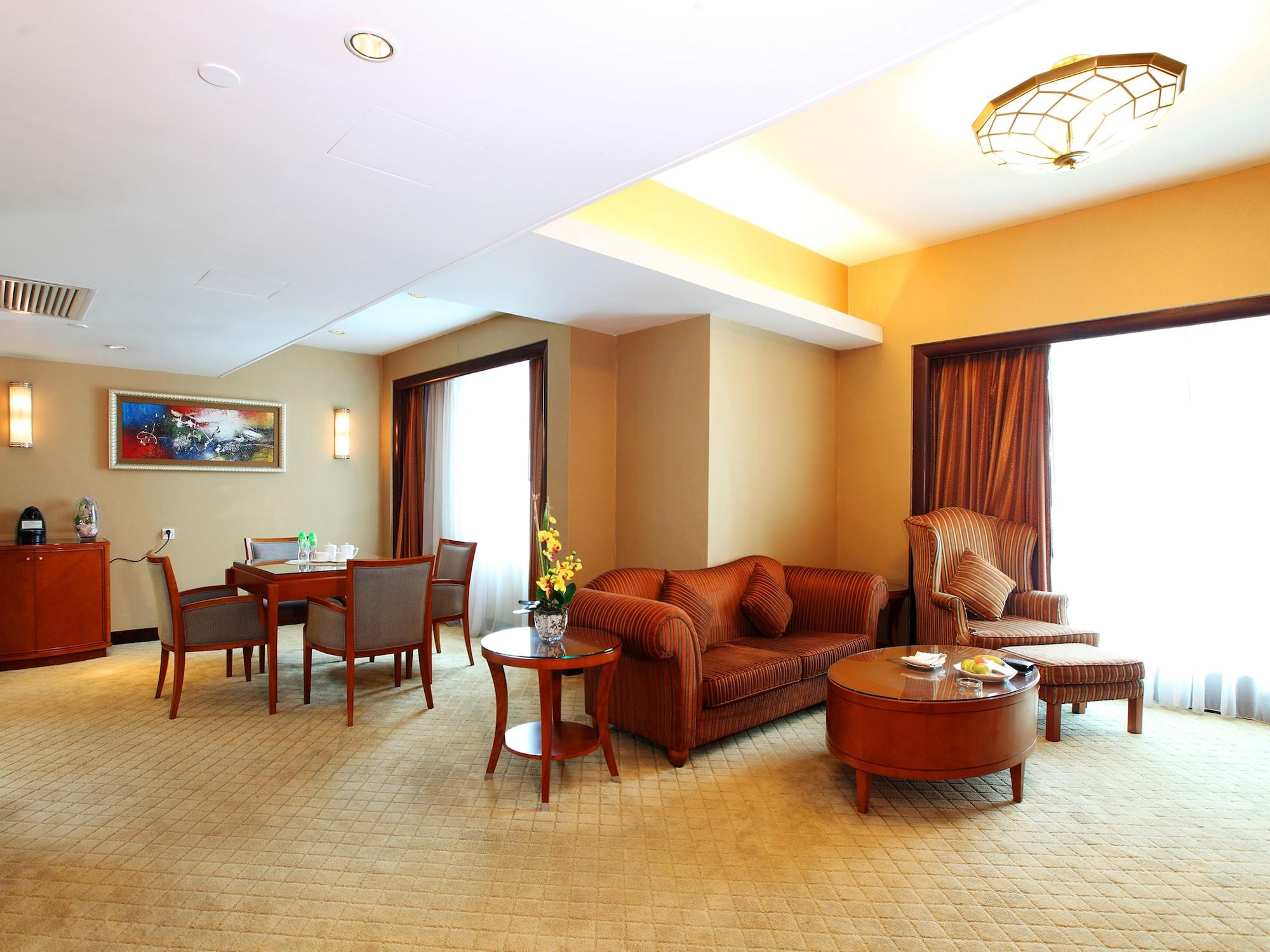 Grand International Hotel Canton Esterno foto