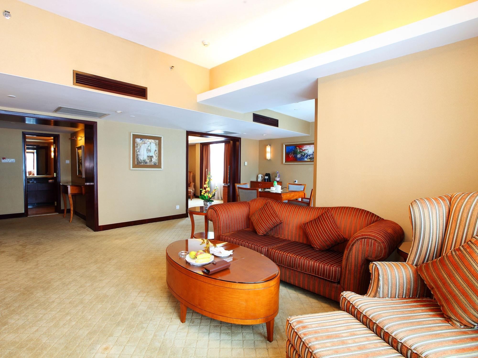 Grand International Hotel Canton Esterno foto