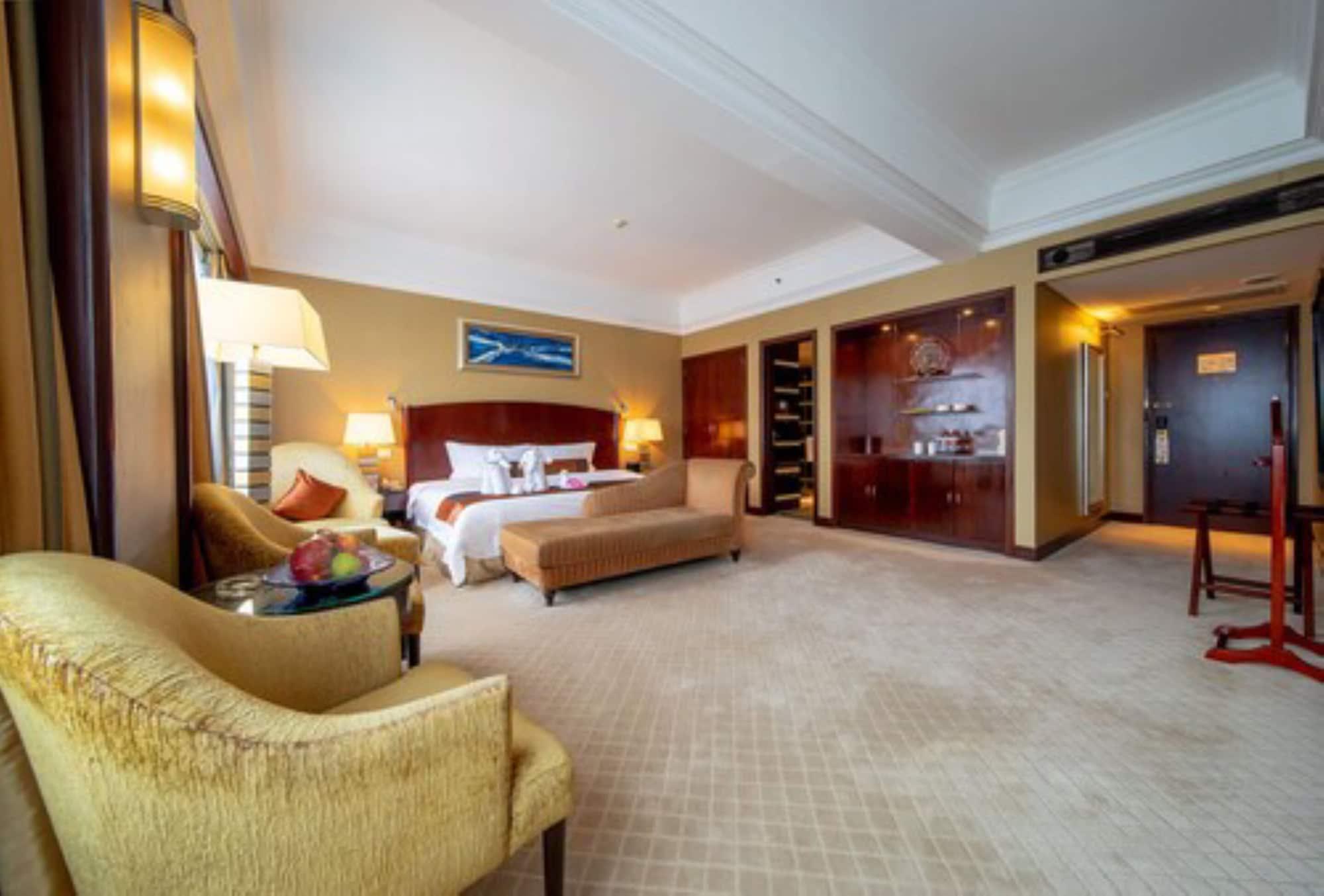 Grand International Hotel Canton Esterno foto