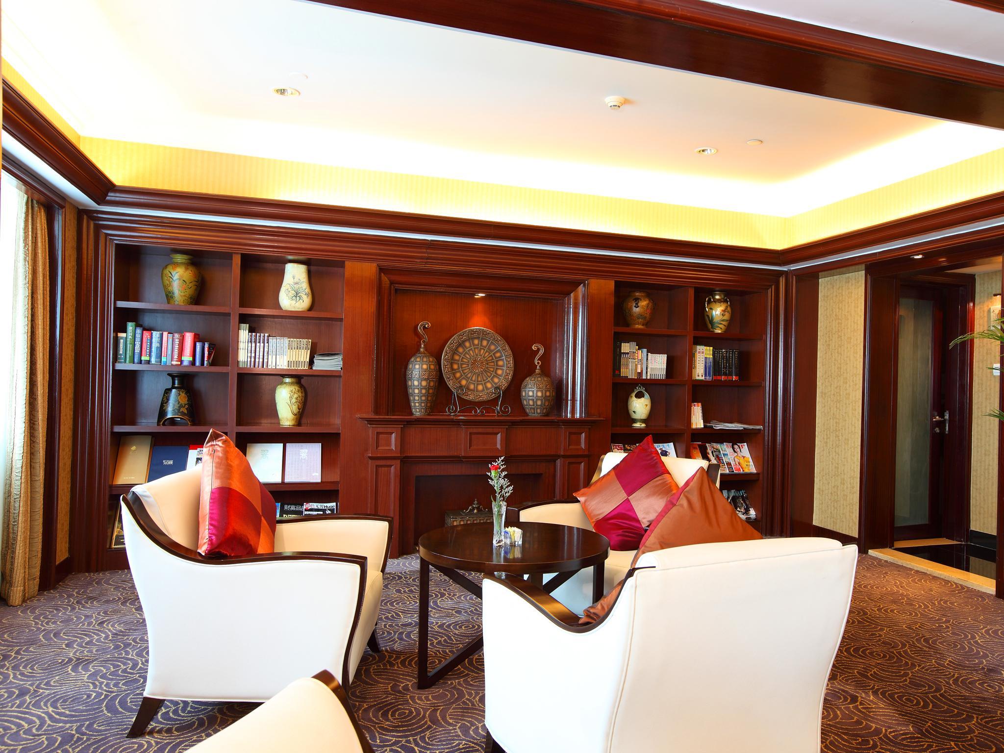 Grand International Hotel Canton Esterno foto