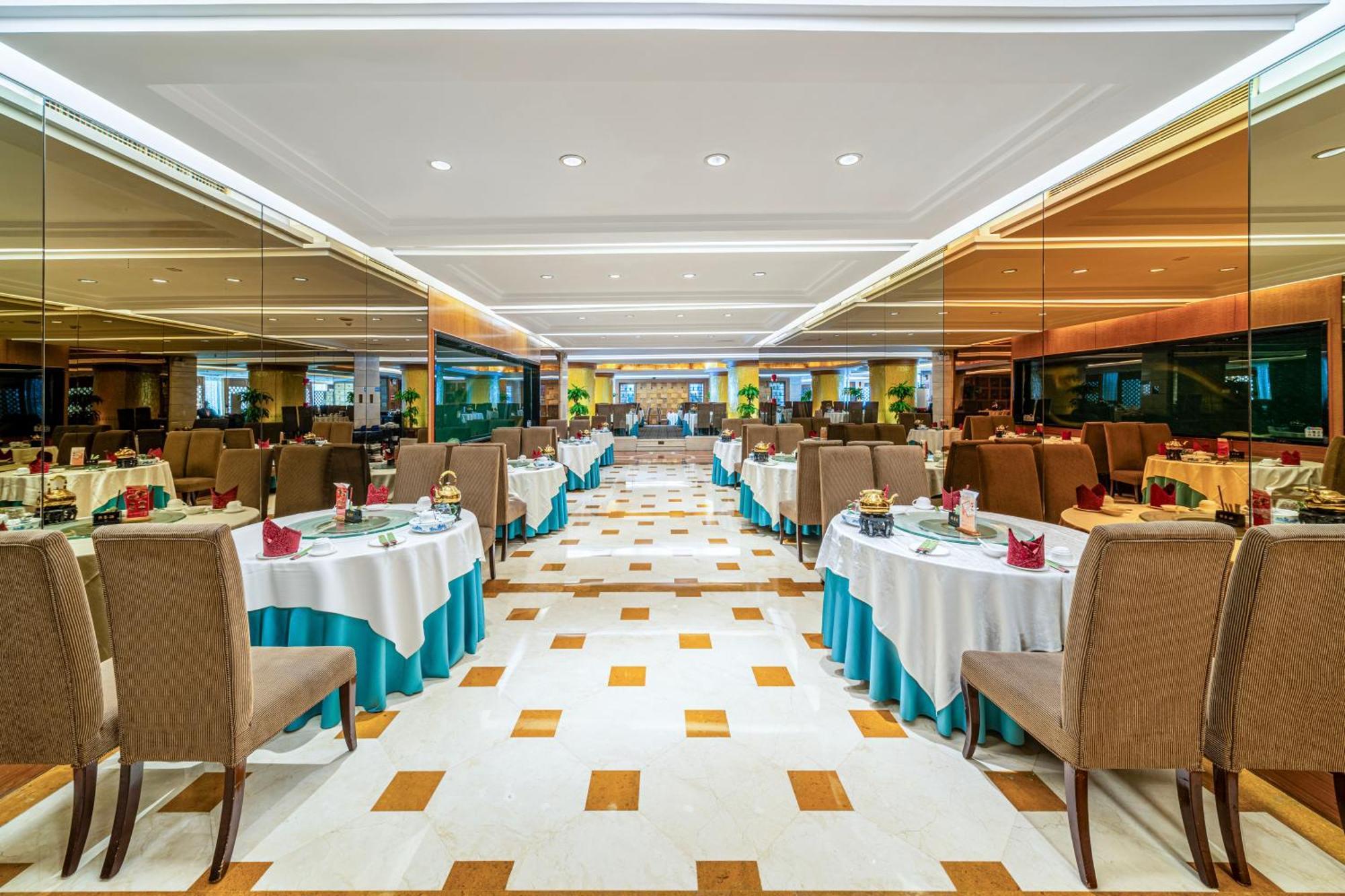 Grand International Hotel Canton Esterno foto