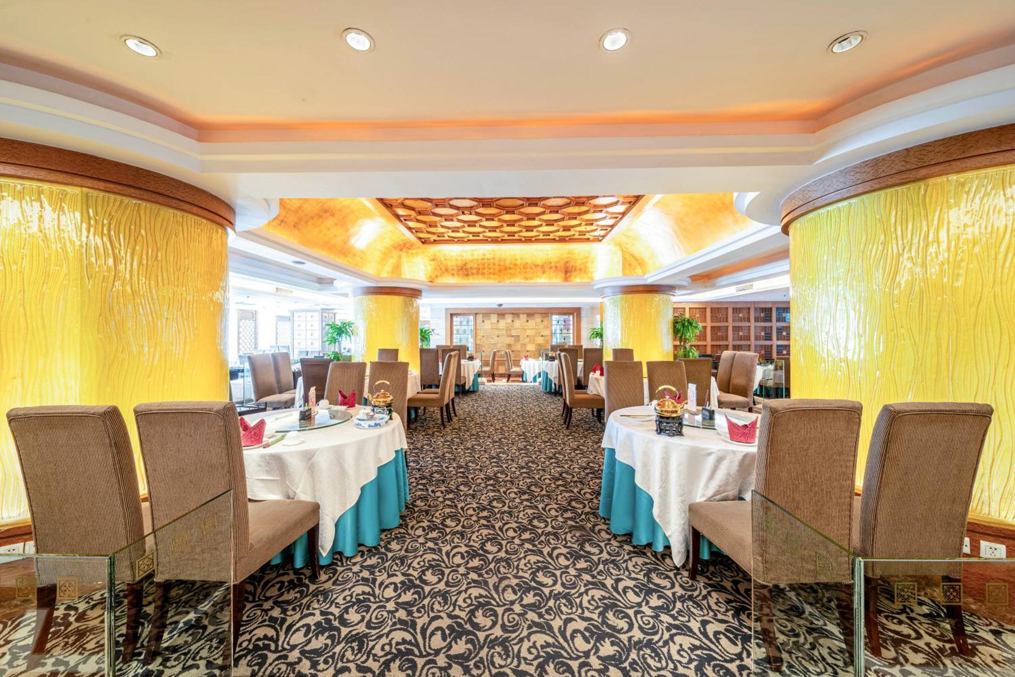 Grand International Hotel Canton Esterno foto