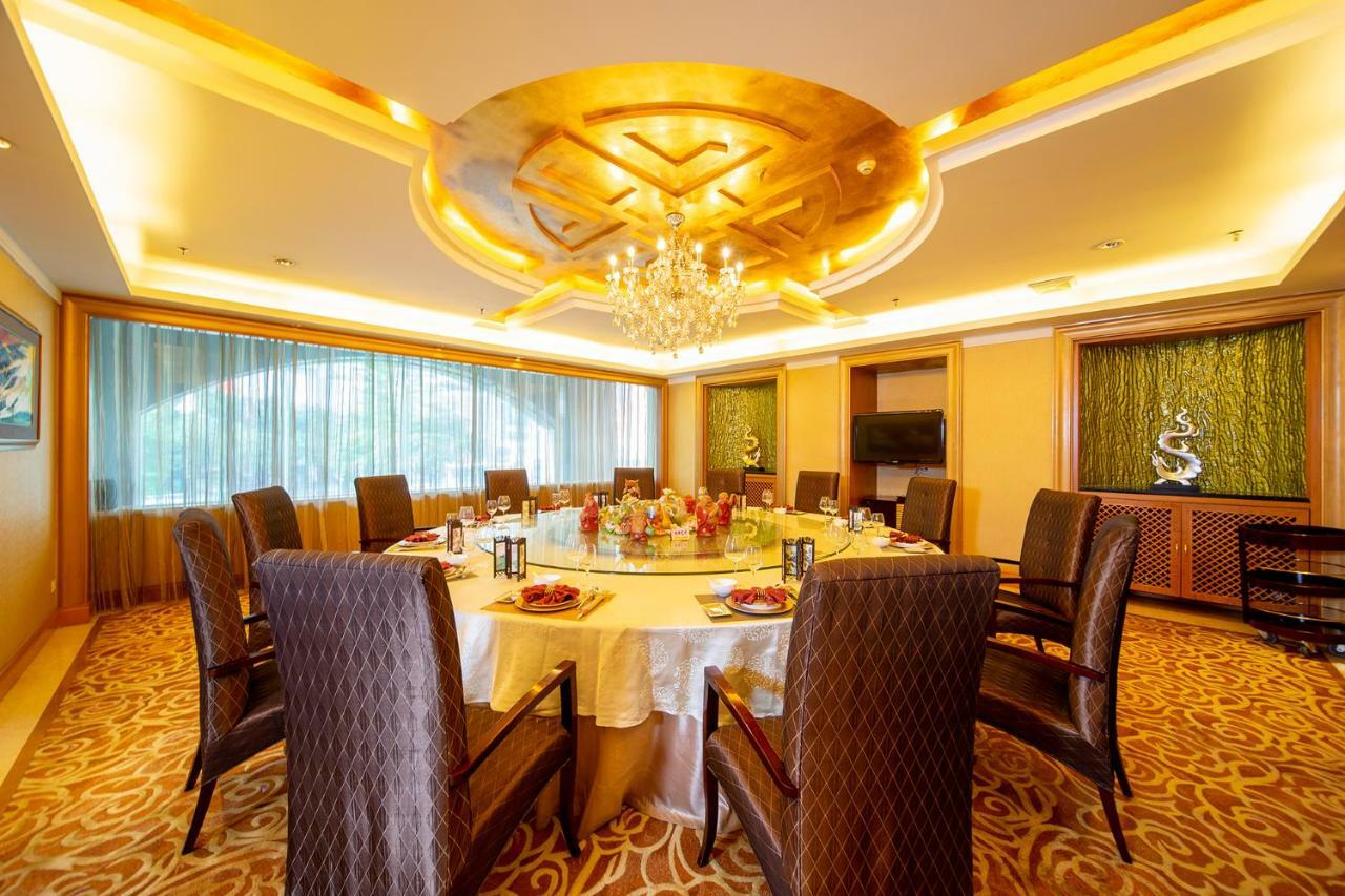 Grand International Hotel Canton Esterno foto